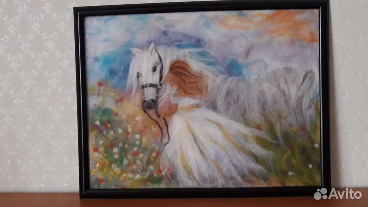 Девушка с конем