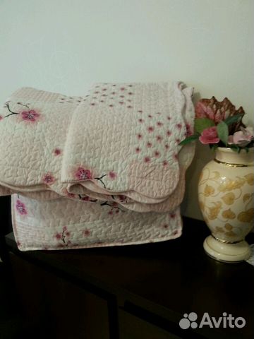 Новый декоративный комплект на кровать