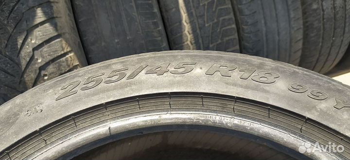 Pirelli P Zero 255/45 R18