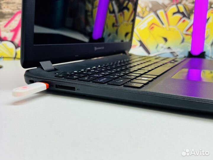 Ноутбук Acer N3540 x4/4Gb/SSD