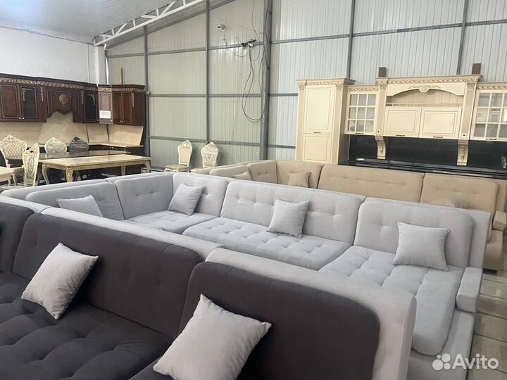 Большой п - образный диван Сафари