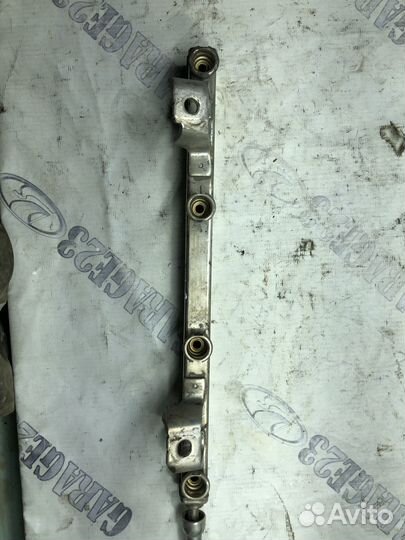 Рампа топливная Ford Focus 2