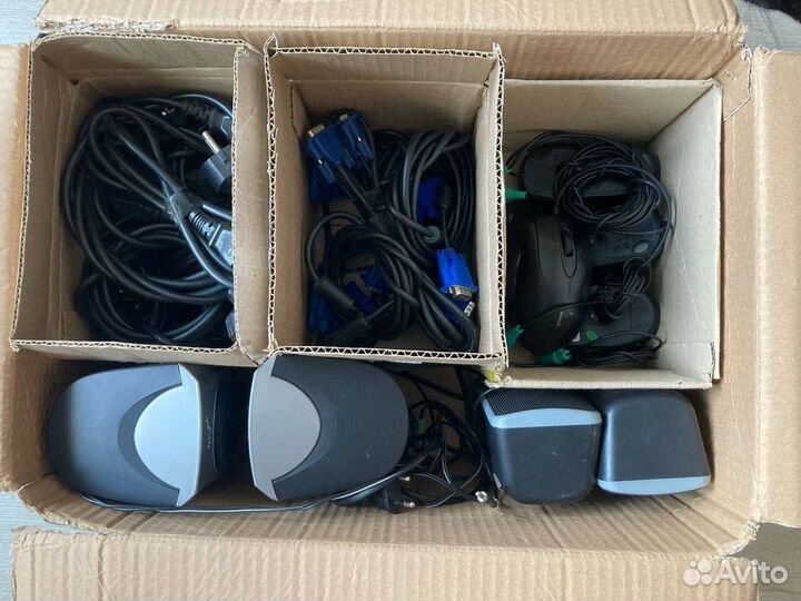 Проводка для компьютера / кабеля / коннекторы