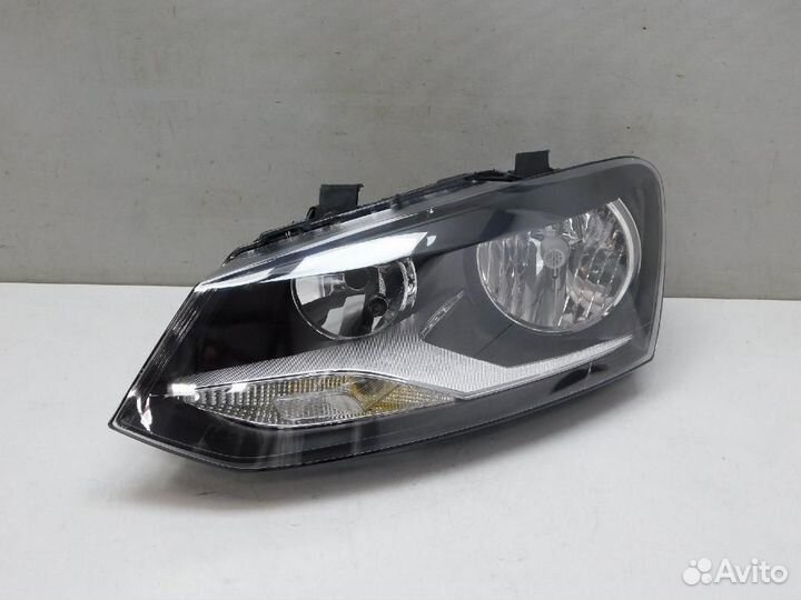Фара левая Volkswagen Polo
