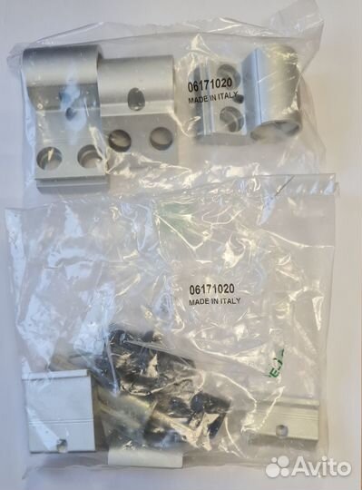 Петля domina 06171020-06170020