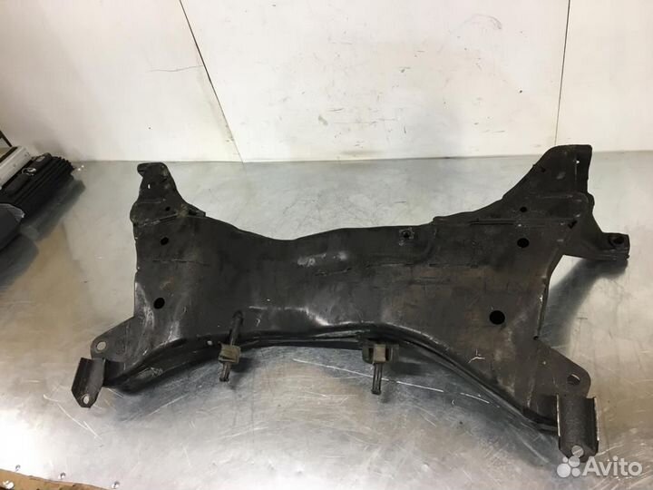 Подрамник lancer 9 outlander (1 поколение)