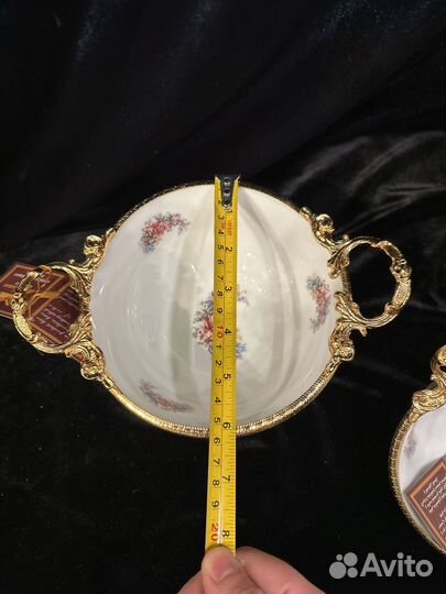 Блюдо салатник на ножках