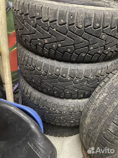 Pirelli Ice Zero 205/60 R16