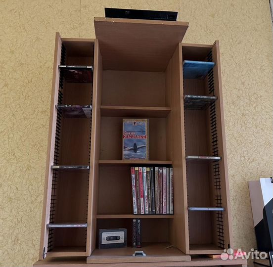 Кабинет для CD DVD дисков VHS аудио кассет
