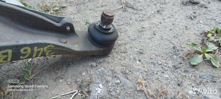 Рычаги передней подвески Subaru Outback 2010