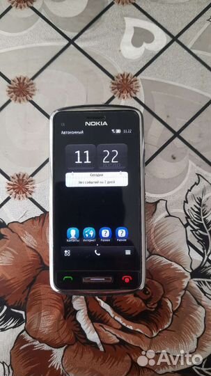 Телефон Nokia c6-01