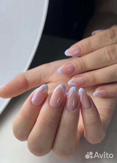 Маникюр и педикюр