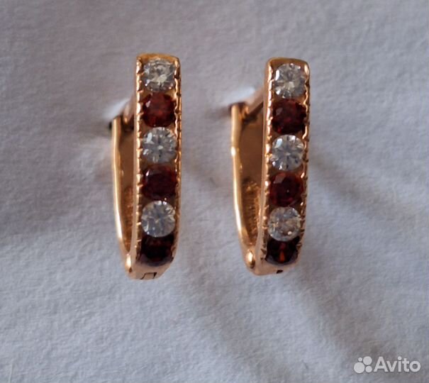 Золотые серьги