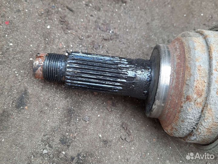 Левый привод mazda 626 GE 2.0