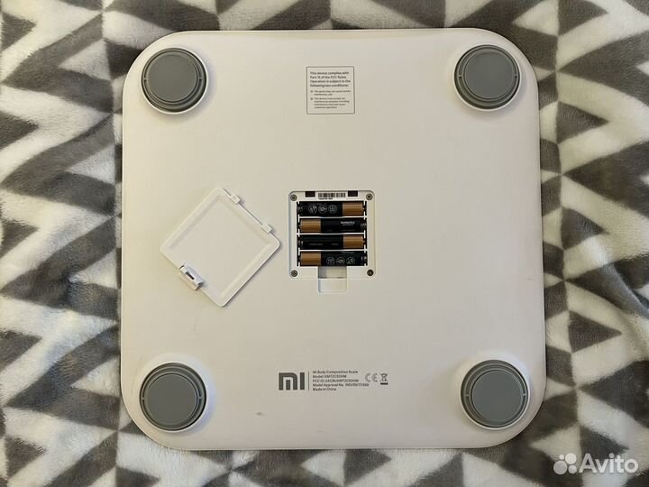 Весы напольные Xiaomi Mi Body Composition Scale