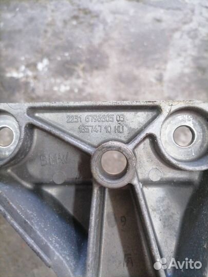 Кронштейн коробки (балка кпп) BMW 4 F32/F33/F36