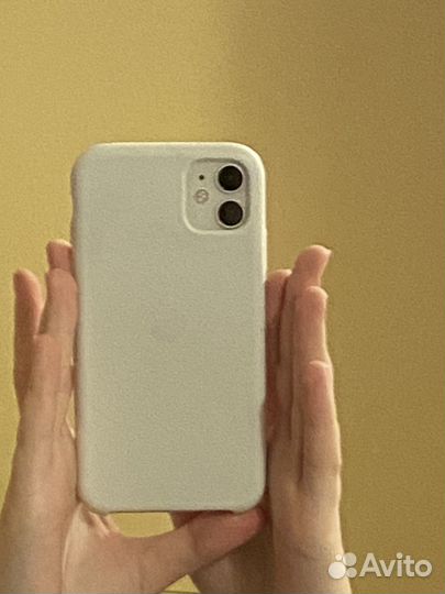 Чехол на iPhone 11
