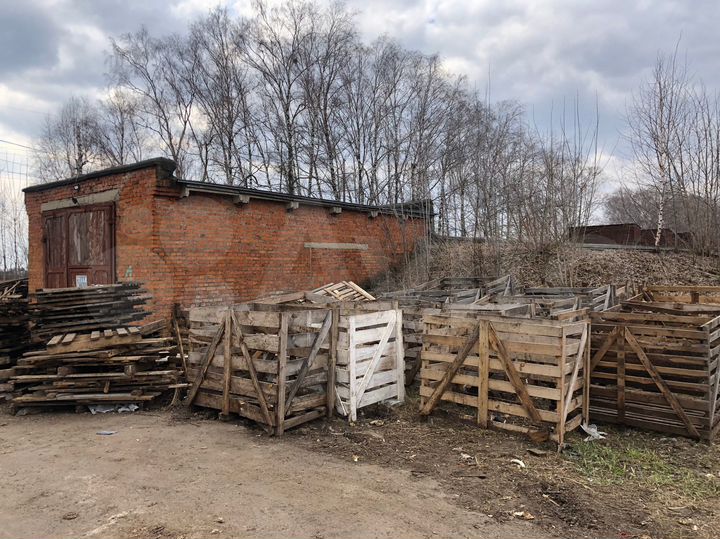 Продам здание, 1298.6 м²