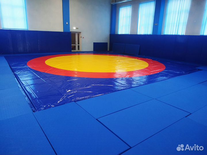 Борцовский ковер, татами