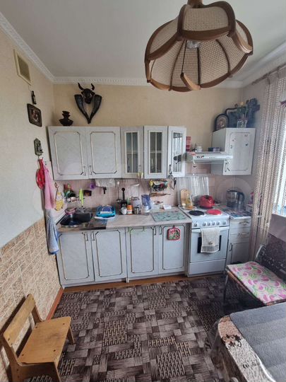 2-к. квартира, 50 м², 3/9 эт.