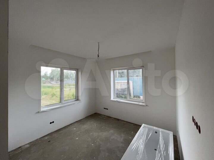 Дом 124,9 м² на участке 9 сот.