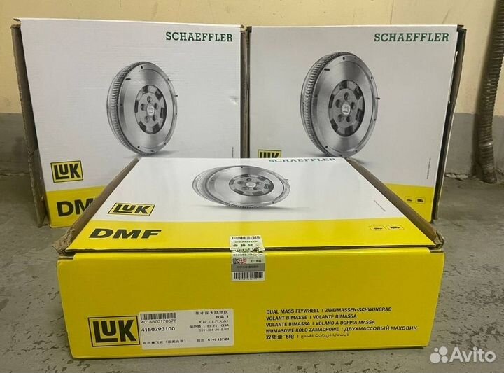 Двухмассовый маховик 8 129 LUK 4150793100