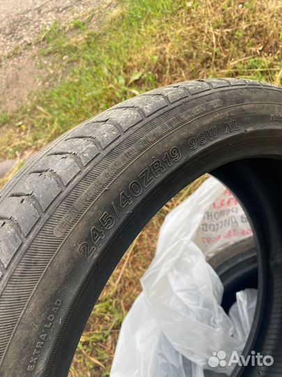Winrun R330 245/40 R19