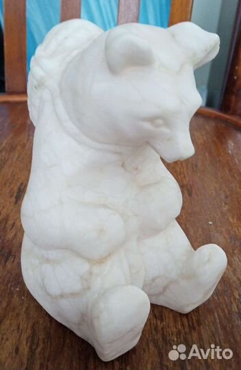 Маша и медведь статуэтка из камня