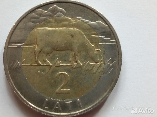 Монета 2 лата