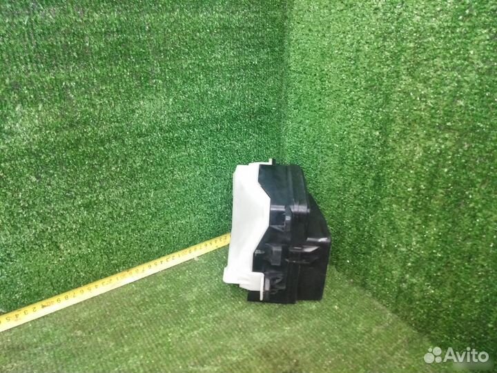 Блок предохранителей реле Mazda Capella GF8P fpde