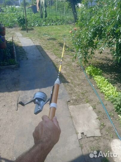 Спиннинг алюминиевый СССР и удочка с ящиком