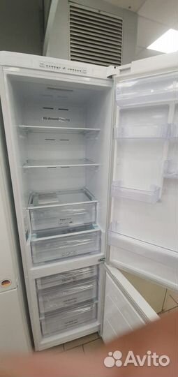 Холодильник samsung новый