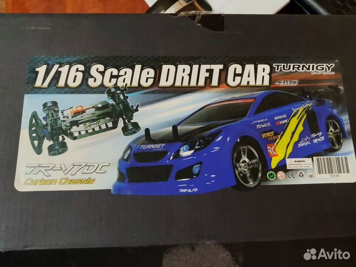 Машина на радиоуправлении дрифт