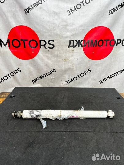 Стойка задняя Mitsubishi Pajero 3 V75