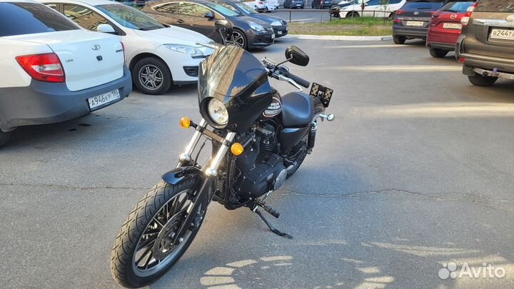 Harley Davidson Sportster 883R