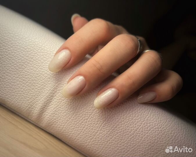 Модель на маникюр и педикюр