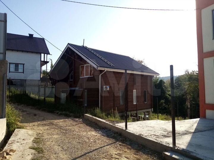 Дом 148 м² на участке 5 сот.