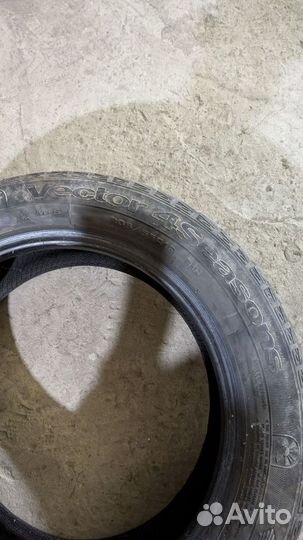 Goodyear Vector 4Seasons 225/55 R16