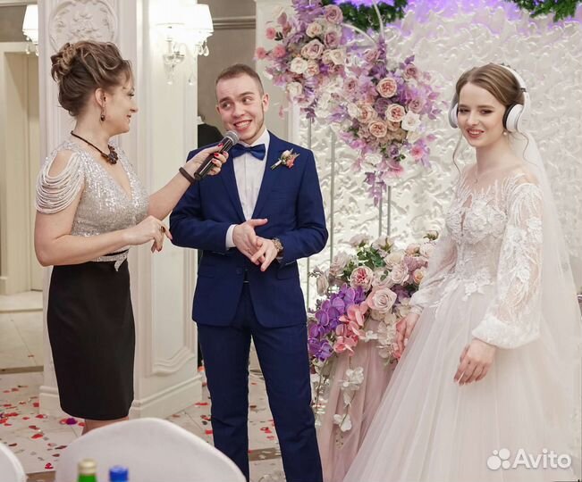 Ведущая на свадьбу. Тамада и диджей