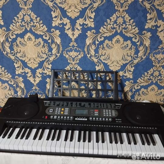 Синтезатор