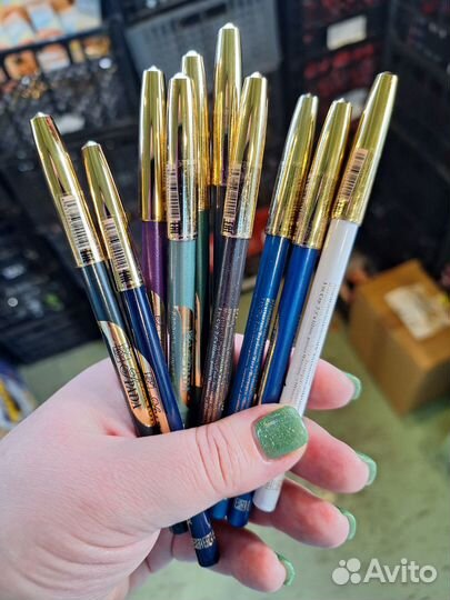 Карандаши для губ и глаз в ассортименте