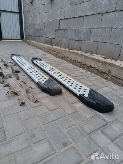 Подножки пороги на hyundai tucson