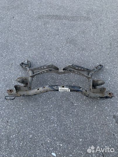 Подрамник задний Volkswagen skoda