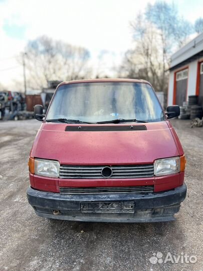 Поворотник передний левый Volkswagen Transporter