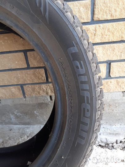 Laufenn G-Fit AS LH41 2.25/55 R17