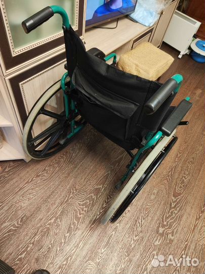 Инвалидная коляска складная бу