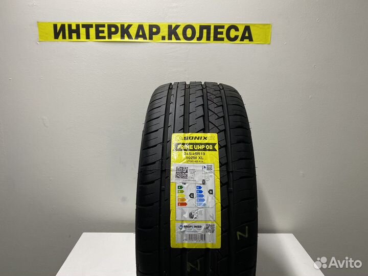 Sonix Prime UHP 08 245/45 R19 102W