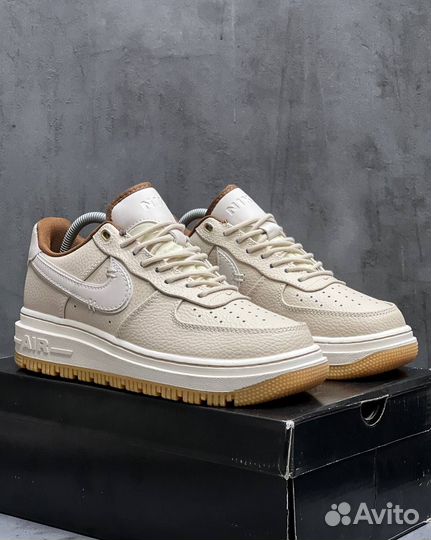 Кроссовки Nike air force 1