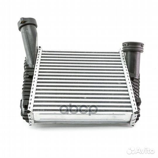 Интеркулер VAG Q7/touareg/cayenne -10 AW7L60145