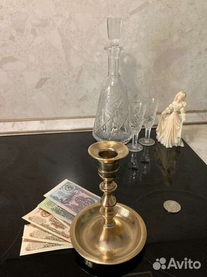 Старинный подсвечник